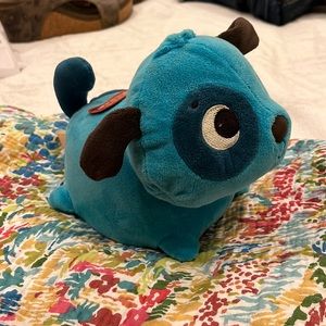 Walking blue puppy - makes noise - great learning tool for crawling